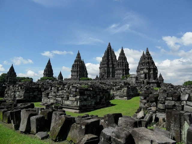 Sejarah Candi
